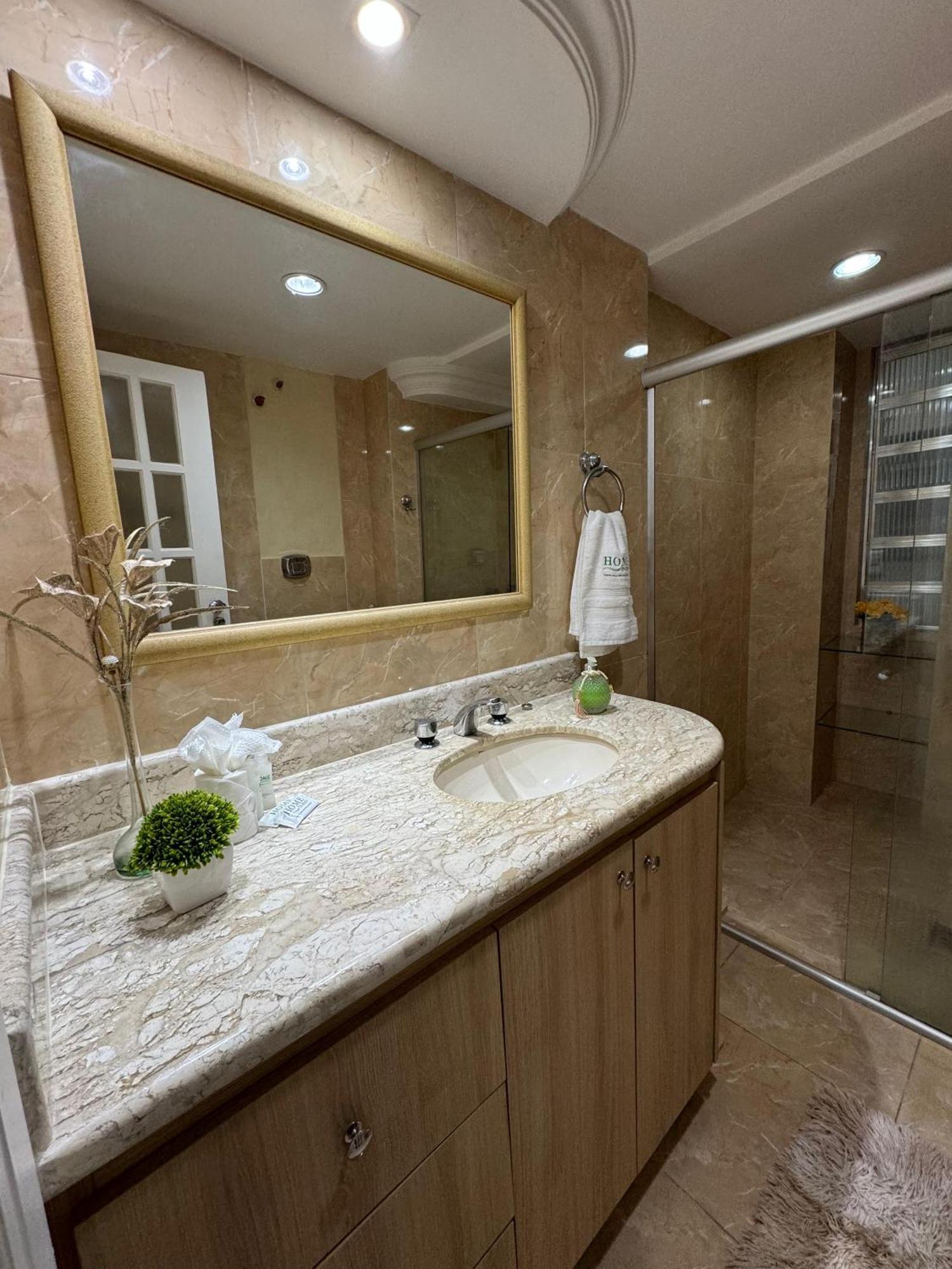 Apartamento Frente Mar No Leme Av At 746 Ap201